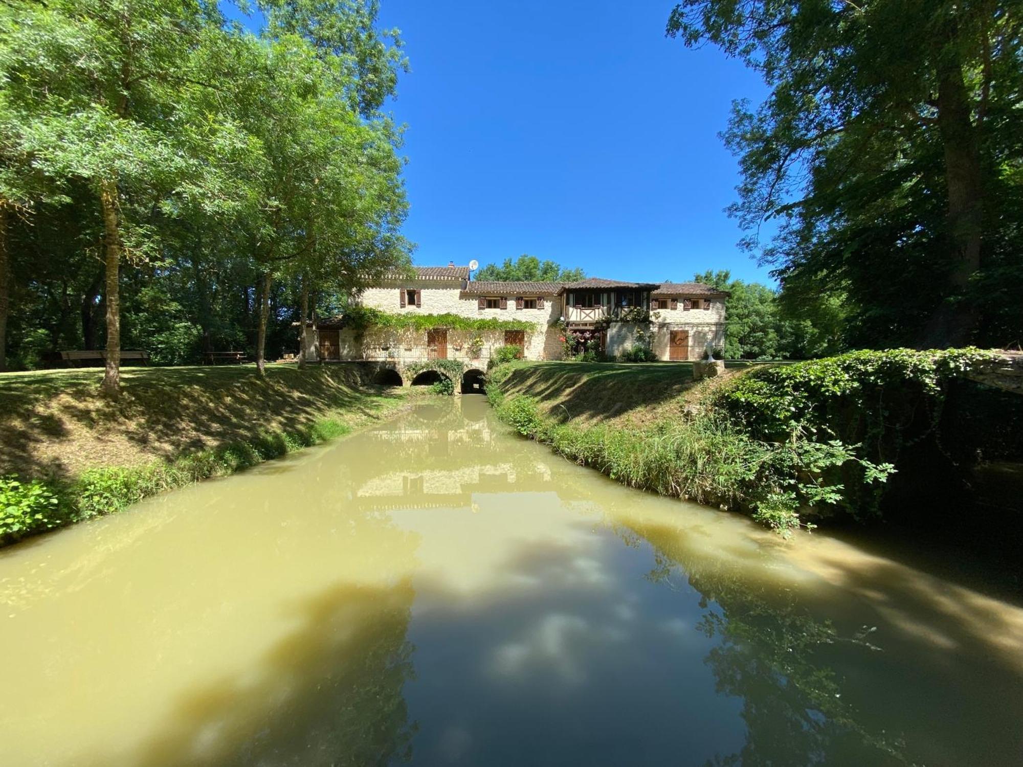 Gite Le Moulin Samsara Homps  Exteriér fotografie