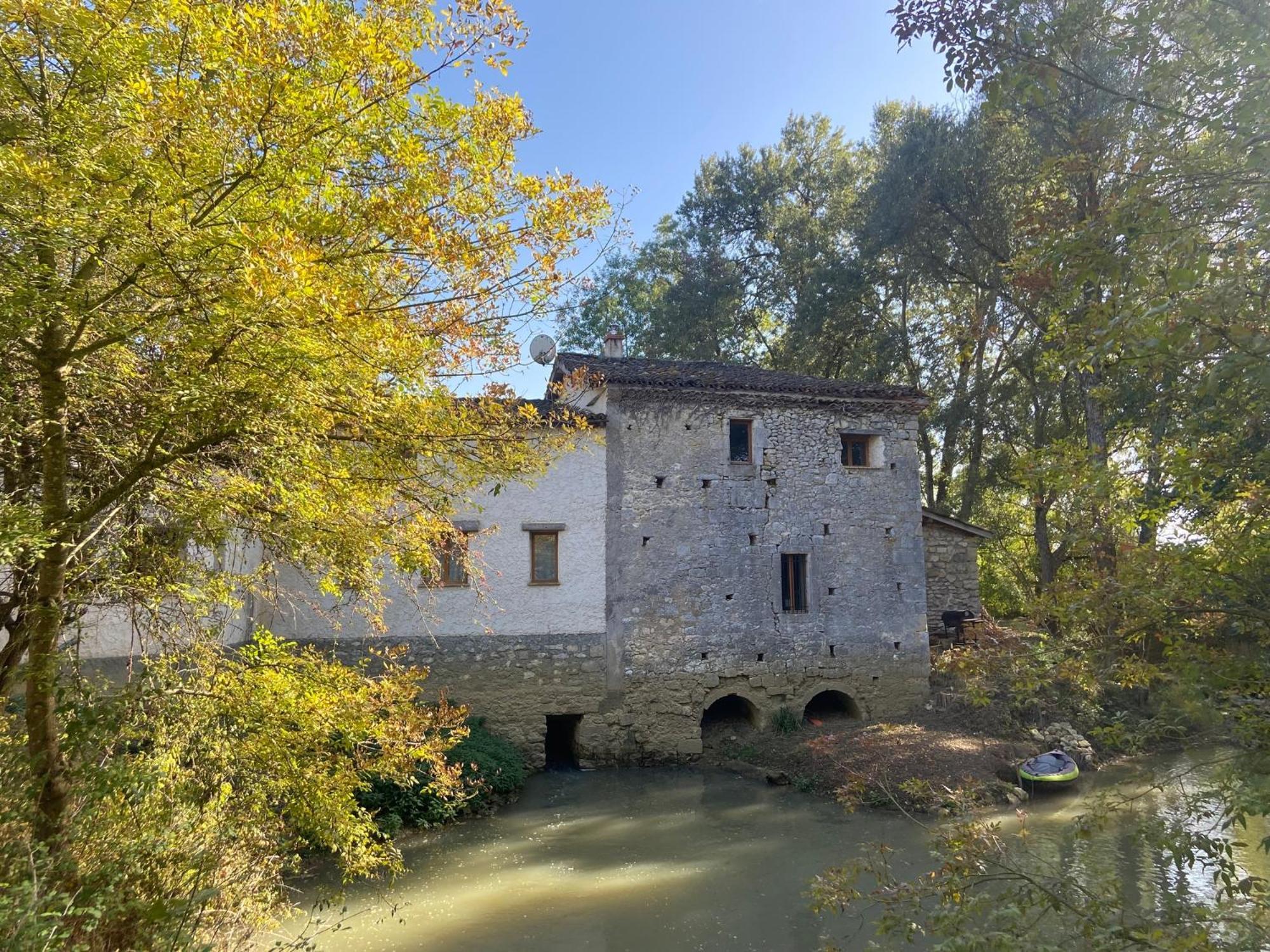 Gite Le Moulin Samsara Homps  Exteriér fotografie