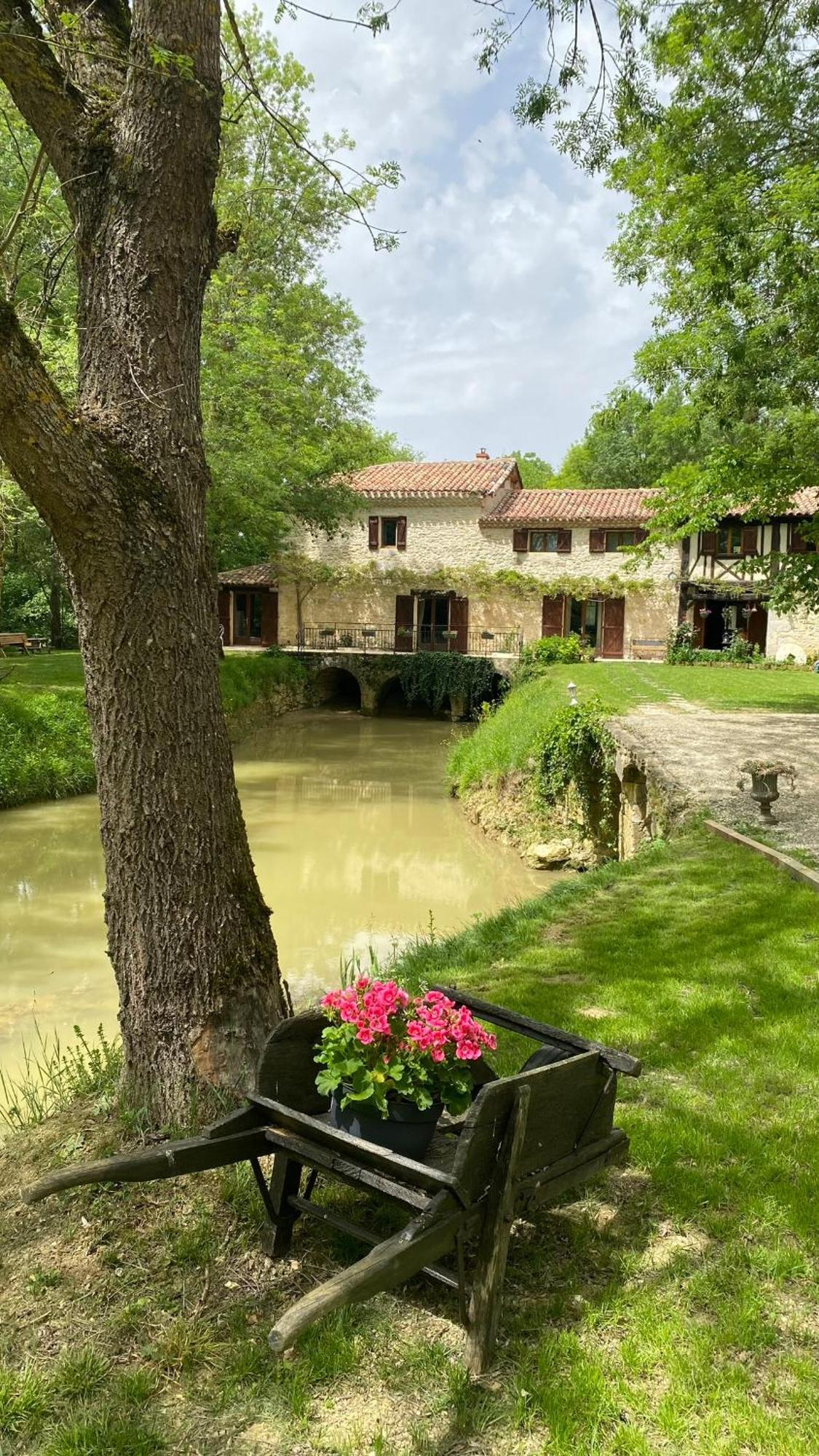 Gite Le Moulin Samsara Homps  Exteriér fotografie